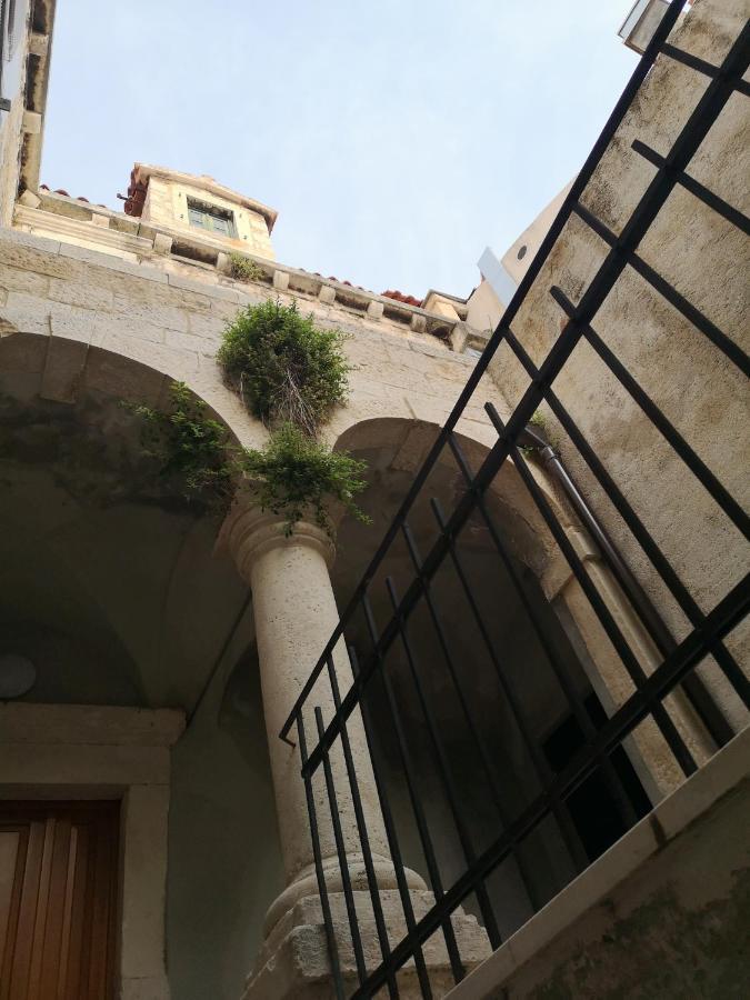 Orange Διαμέρισμα Σίμπενικ Εξωτερικό φωτογραφία